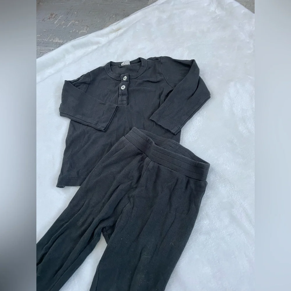 GUC Kate Quinn Black Organic Cotton Ribbed Set